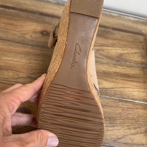 Clark’s tan wedge heel nwot - Picture 5 of 5